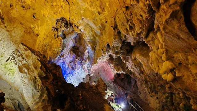 Vrelo Cave