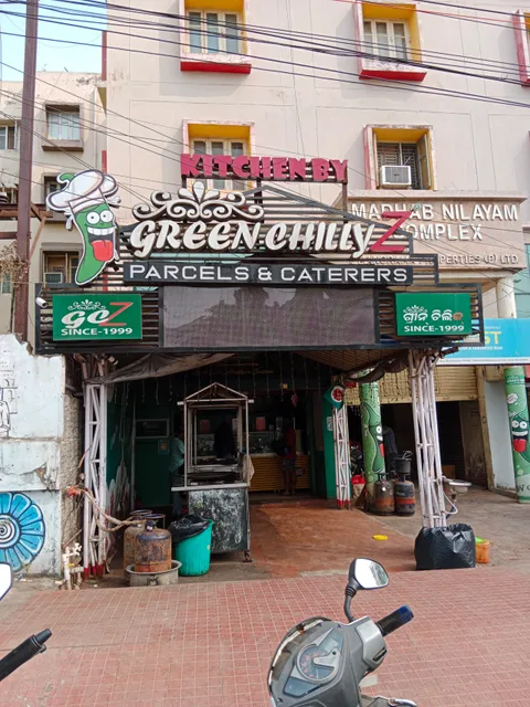 GREENCHILLYZ LEWISROAD Specialist in BIRYANI and TANDOOR