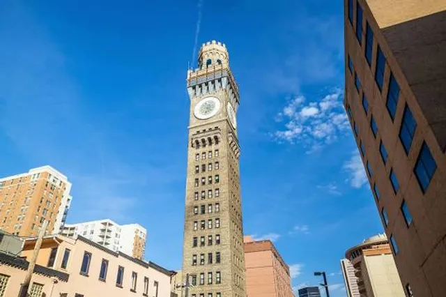 Bromo Seltzer Arts Tower