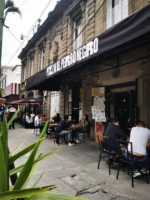 Pizza del Perro Negro