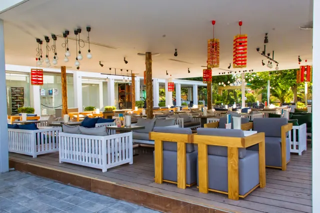 Καφετέρια-Μπαρ "Alea"