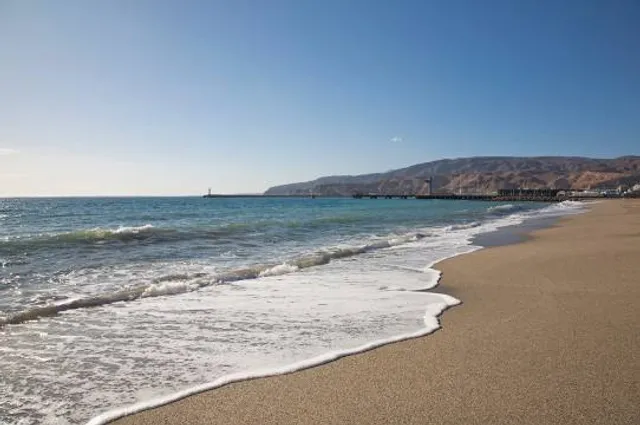 Playa Ciudad Luminosa
