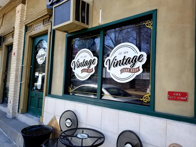 Vintage Cigar Room