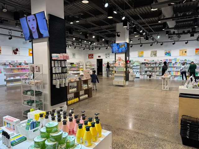 K BEAUTY OUTLET