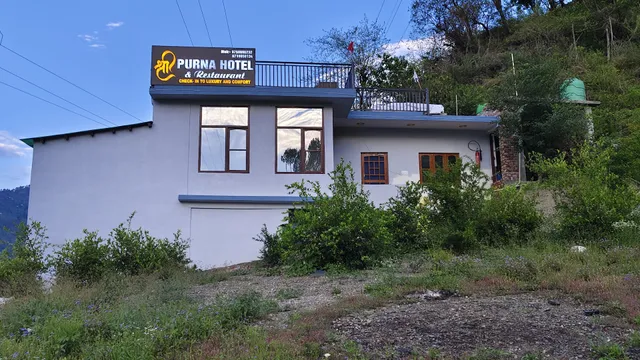 Shri Purna hotel