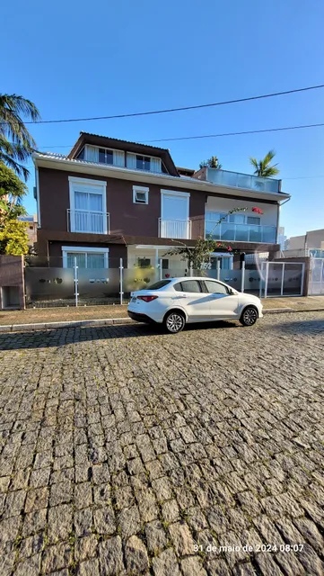 Bouganville House BC