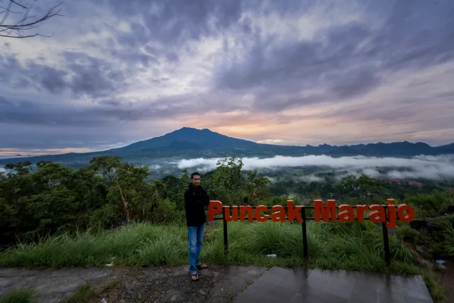 Puncak Marajo