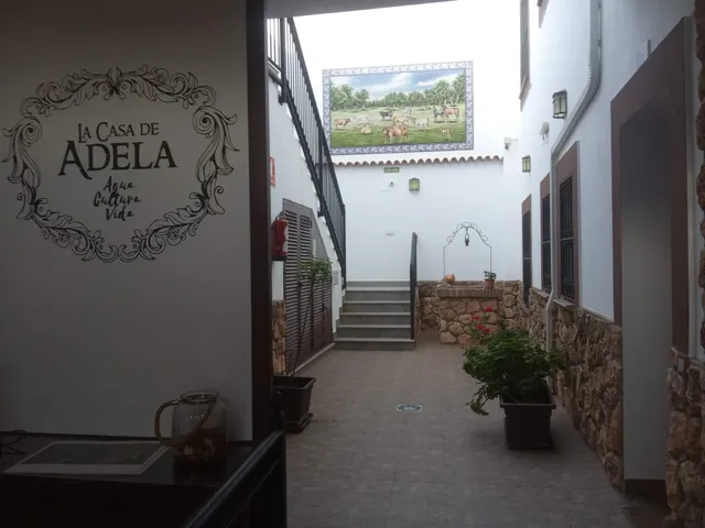 LA CASA DA ADELA