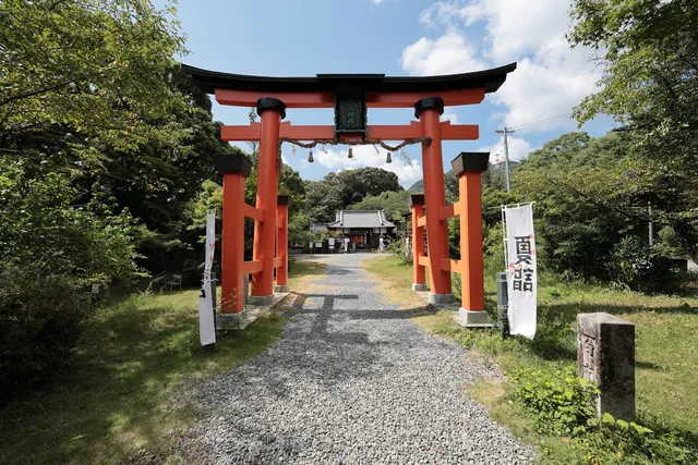 Niu Kanshobu Shrine
