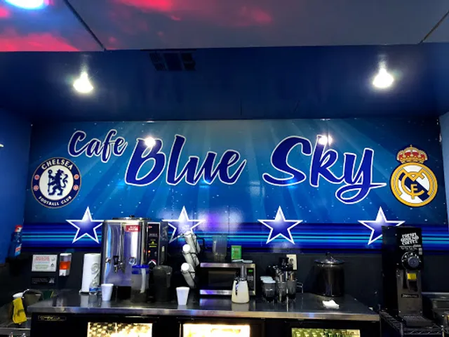 Cafe Blue Sky