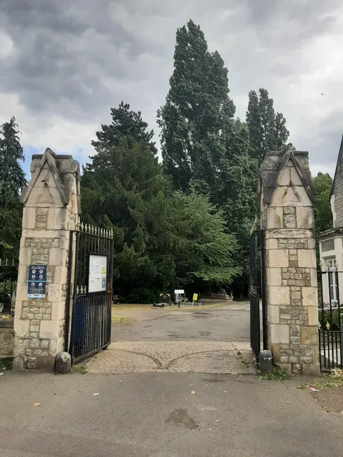 Brockley & Ladywell Cemeteries