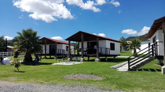 Presa San Pedro cabins