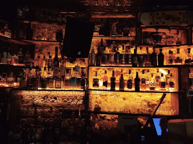 VINTAGE BAR - Rhumerie & Pub