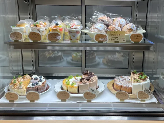 みつばちのお菓子屋さん