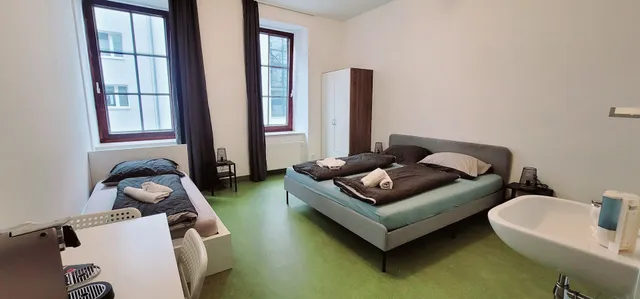 ToTa Studio (Booking)