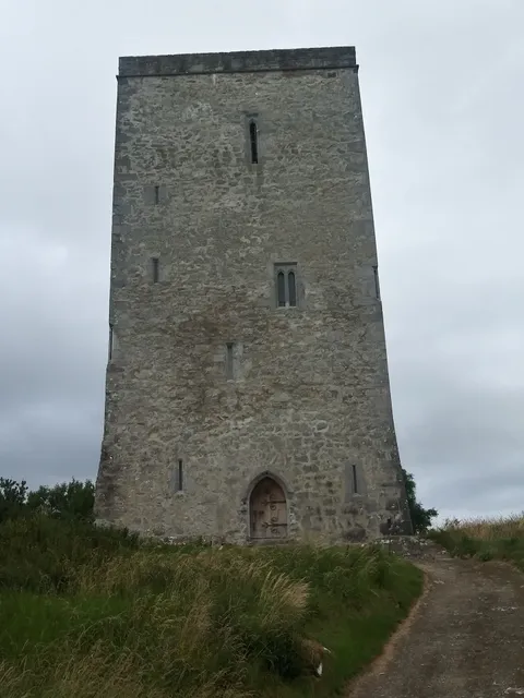 Tullaun Castle