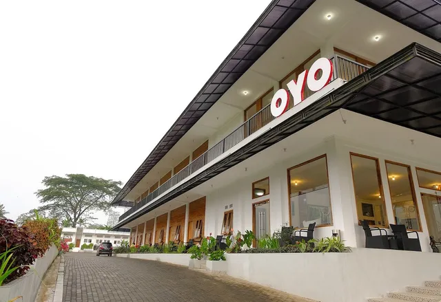 Hotel Kawi Surapatha