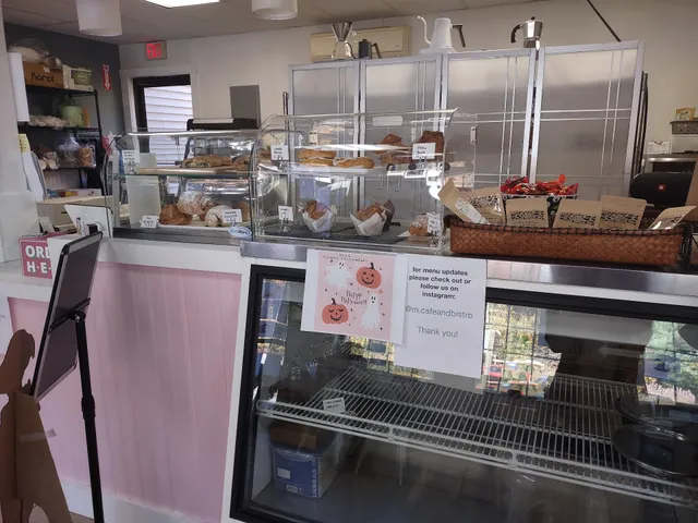 M Cafe (Manila Cafe & Bistro)