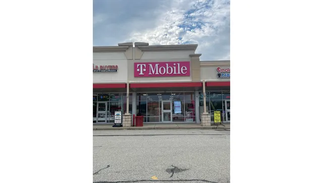 T-Mobile Authorized Retailer