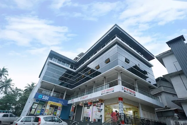 OYO 22281 Reem Residency