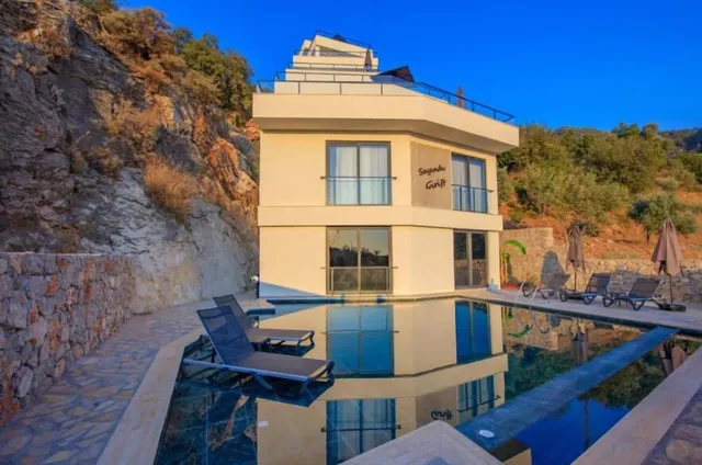 Villa Sayindi Girift