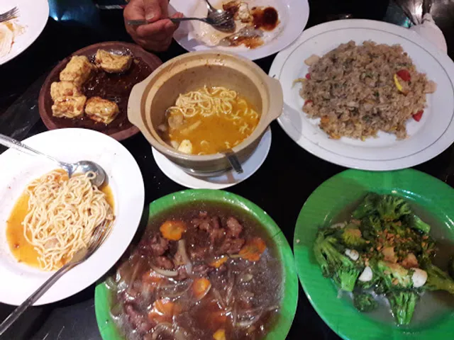 Tasty Restaurant & Café