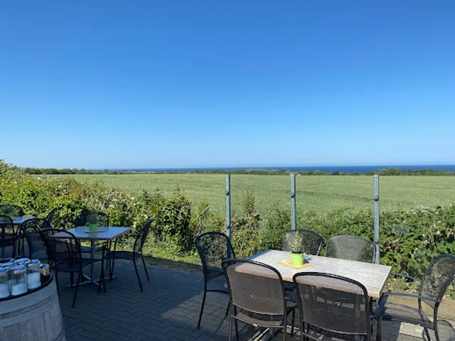 "Valentins" Das Café am Bastorfer Leuchtturm