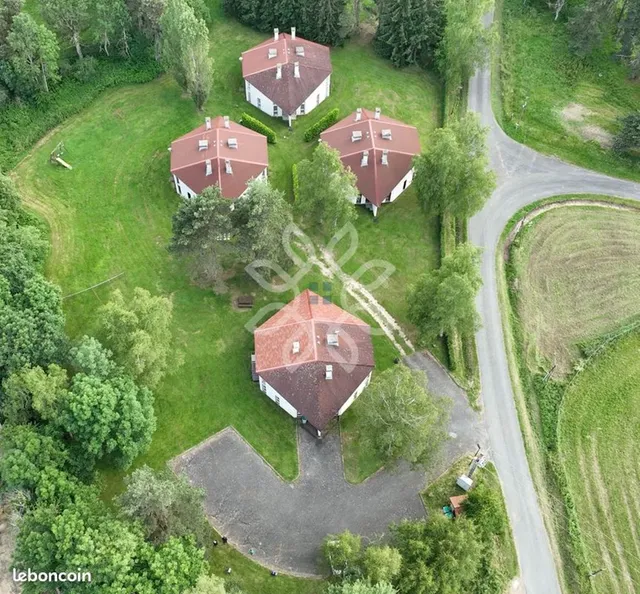 Les Gîtes du Bois de Chelles | Auvergne | Chaise-Dieu | Haute-Loire | Hébergement