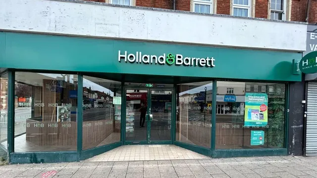 Holland & Barrett - Southampton Shirley