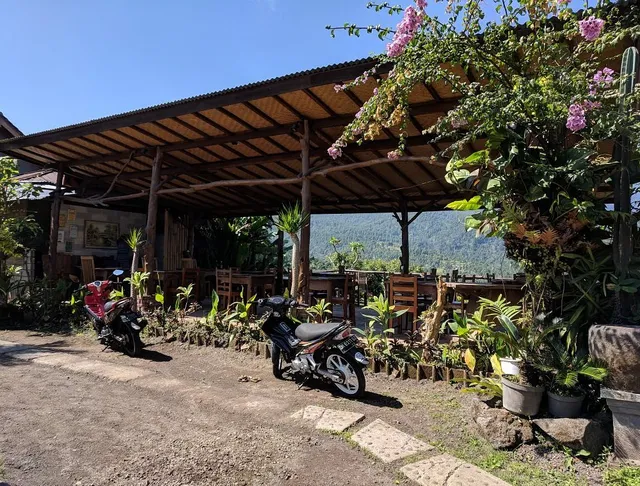 Made Oka Homestay & Restaurant