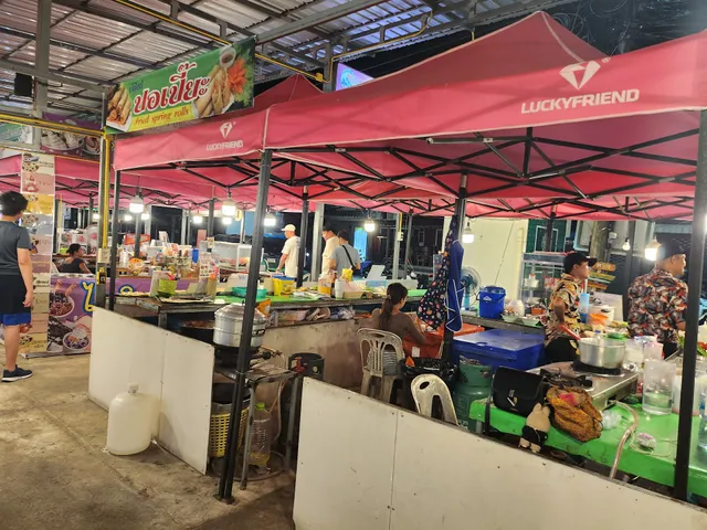 Saiyuan Night Market