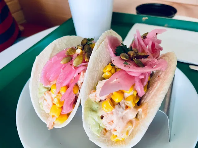 Olivia Bistro-Boutique