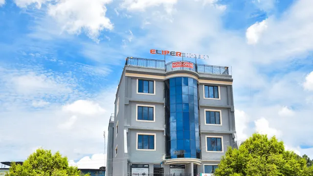 Eliper Hotel