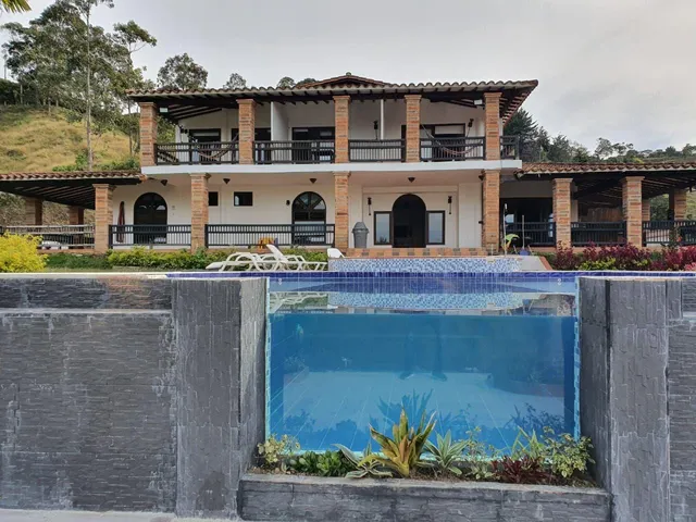 HOTEL ECOLUXE GUATAPE