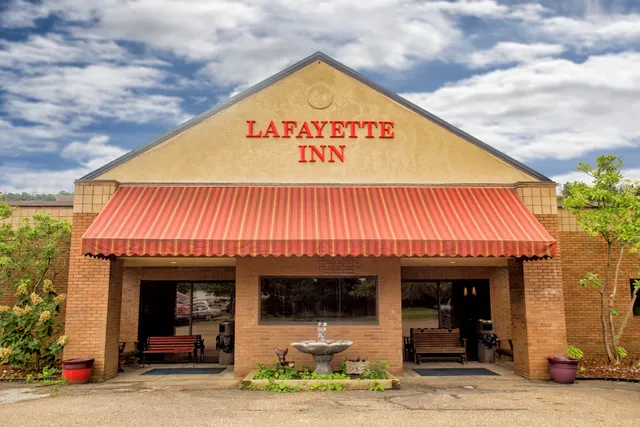 Lafayette Inn