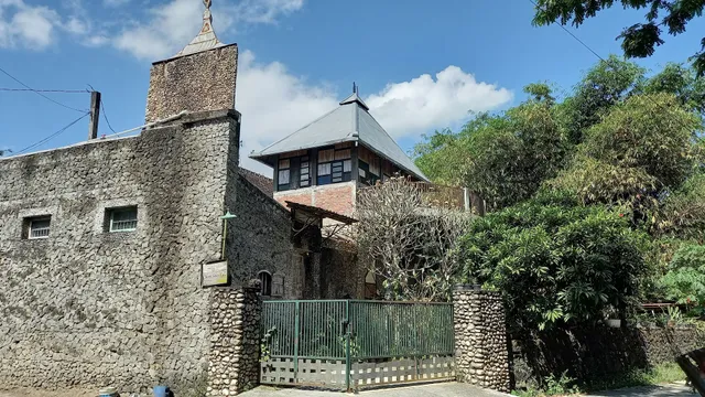 Stone House Castle
