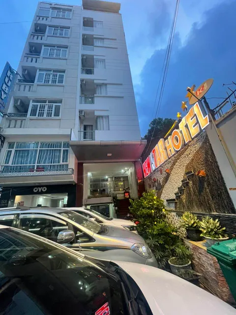 Khách sạn New Star