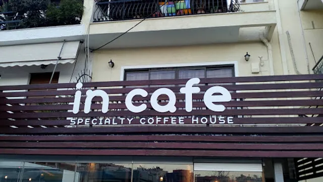 In Cafe