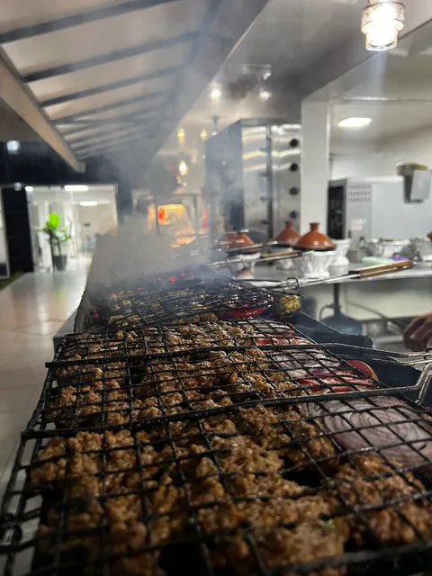 Sultana : Café & Restaurant