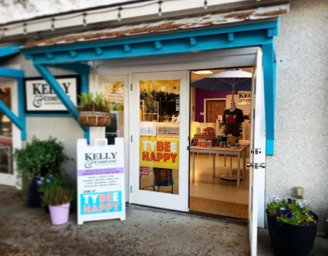 Kelly and Company-An Essential Oil Experience