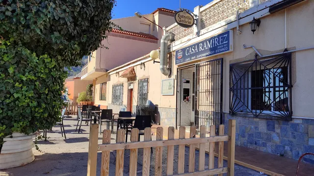 Ramírez e Isabelita House