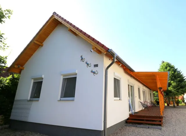 Friends&Family Velencei Apartmanok