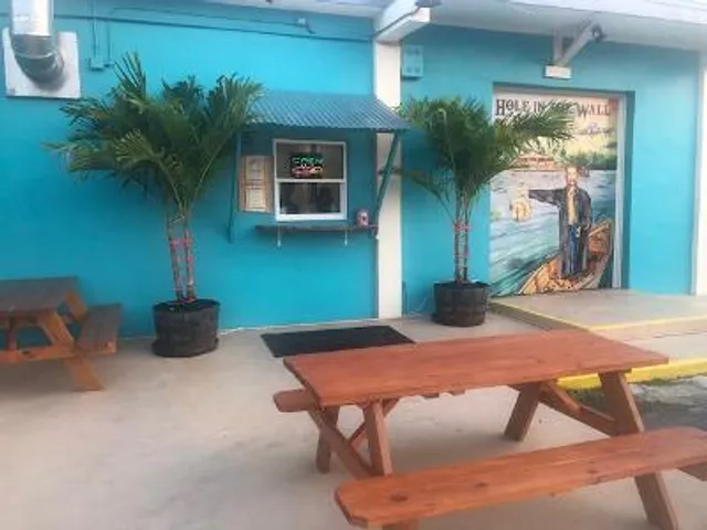 Wildman's pizza, pasta and pythons