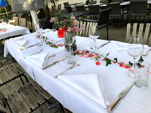 Gasthof Löwen Worb (Casa Nostra und Indiana) Hotel & Restaurant