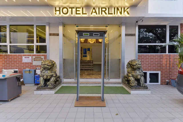 HOTEL AIRLINK