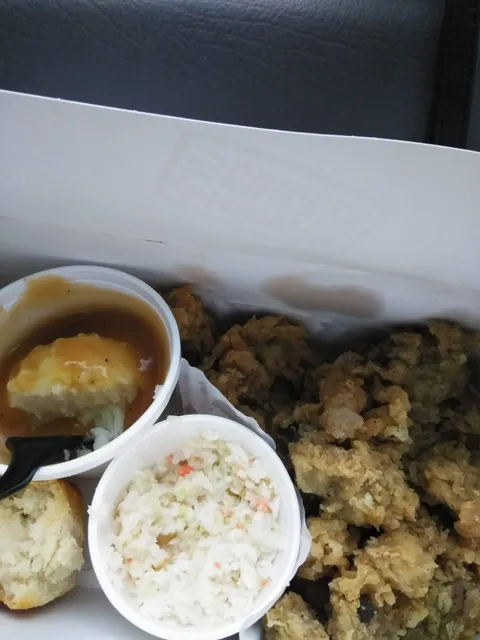 Lee's Famous Recipe Chicken