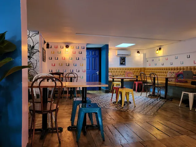 Truth Cafe - Hammersmith