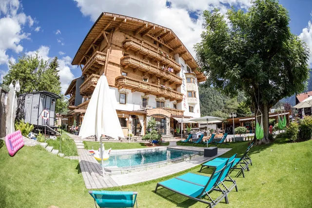 Alpenhotel Tyrol - B&B - Alpines Lifestyle & Konzepthotel Hotel am Achensee | #spreadcoolvibes | Hundefreundlich
