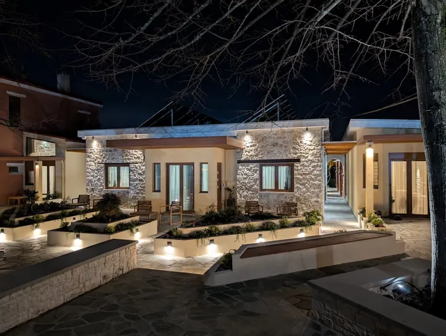 1929 Boutique Residences