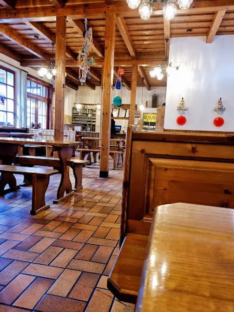 K & K Wastl wine tavern